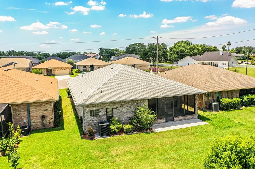 763 Martinique Cir, Lakeland FL  33803-5629 exterior