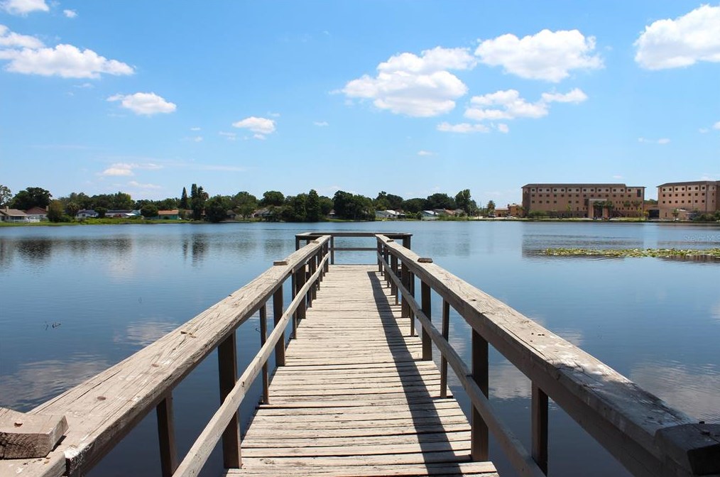 2228 Lake Holloway Blvd, Lakeland, FL 33801