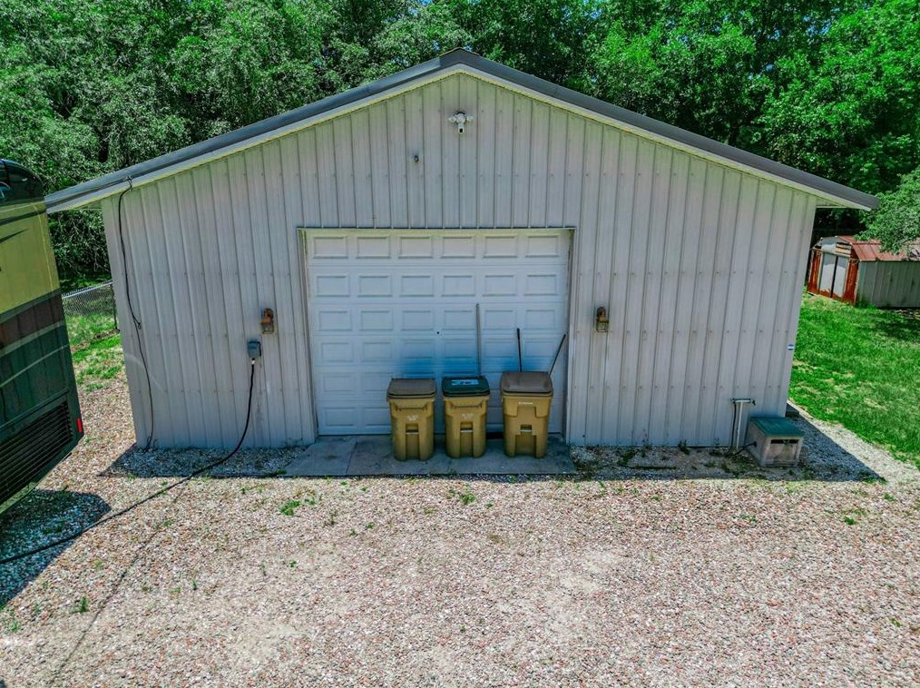 4418 Sunnyside Dr, Fruitland Park FL  34731-5609 exterior