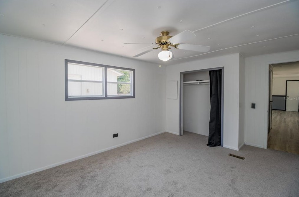 4418 Sunnyside Dr, Fruitland Park FL  34731-5609 exterior