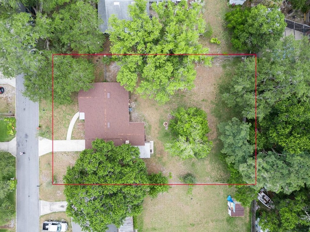 924 Lowell St, Lakeland FL  33805-3046 exterior