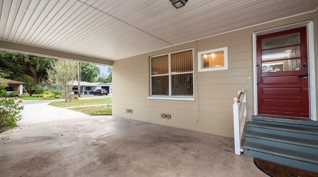 924 Lowell St, Lakeland FL  33805-3046 exterior