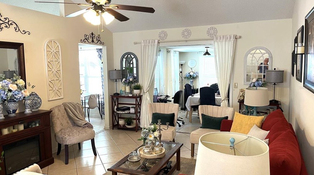 6227 Vintner Ln, Lakeland FL  33809-4167 exterior