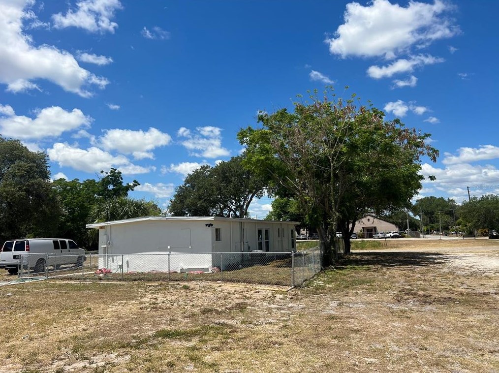 143 D St, Lake Wales, FL 33853-3506