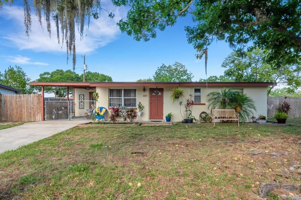 3024 Drewery Ave, Lakeland, FL 33803-4312