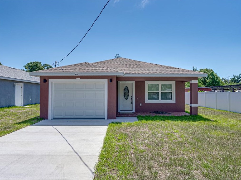 907 N Nokomis Ave, Lakeland, FL 33815