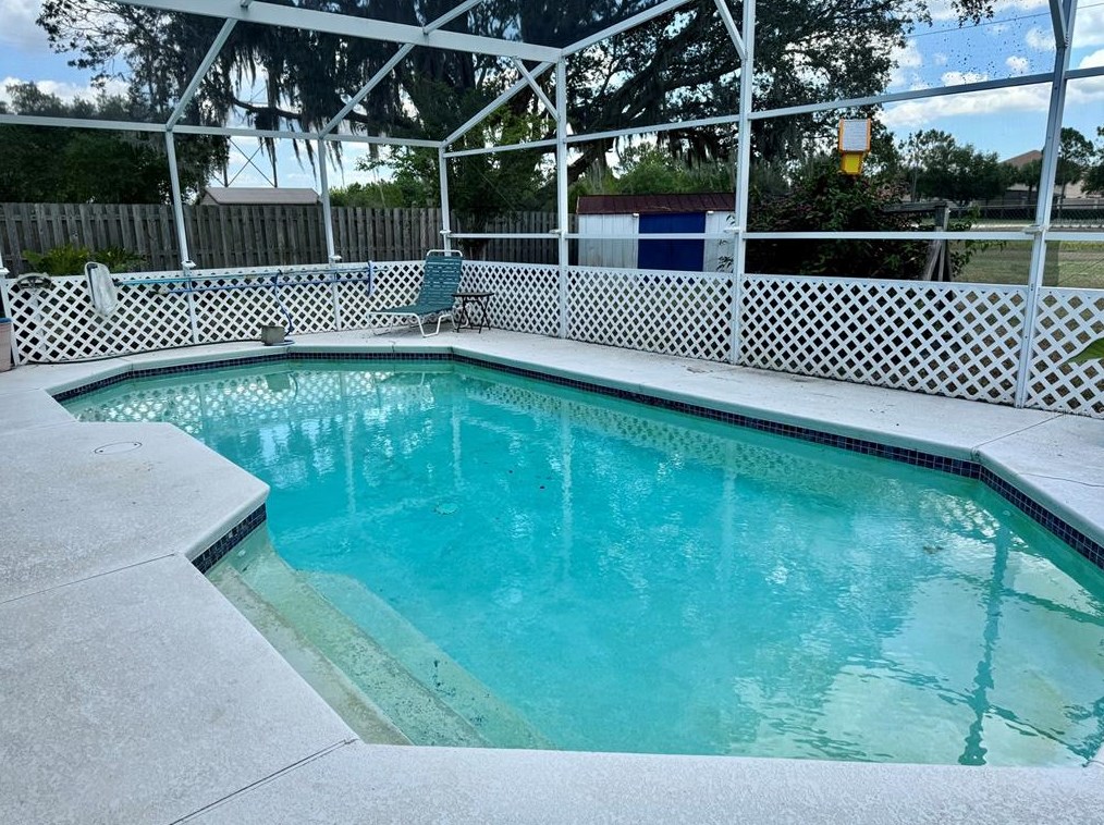 814 Grovepark Dr, Davenport, FL 33837