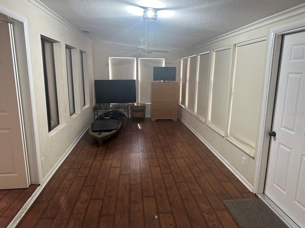 331 Lake Harris Dr, Lakeland FL  33813-2635 exterior