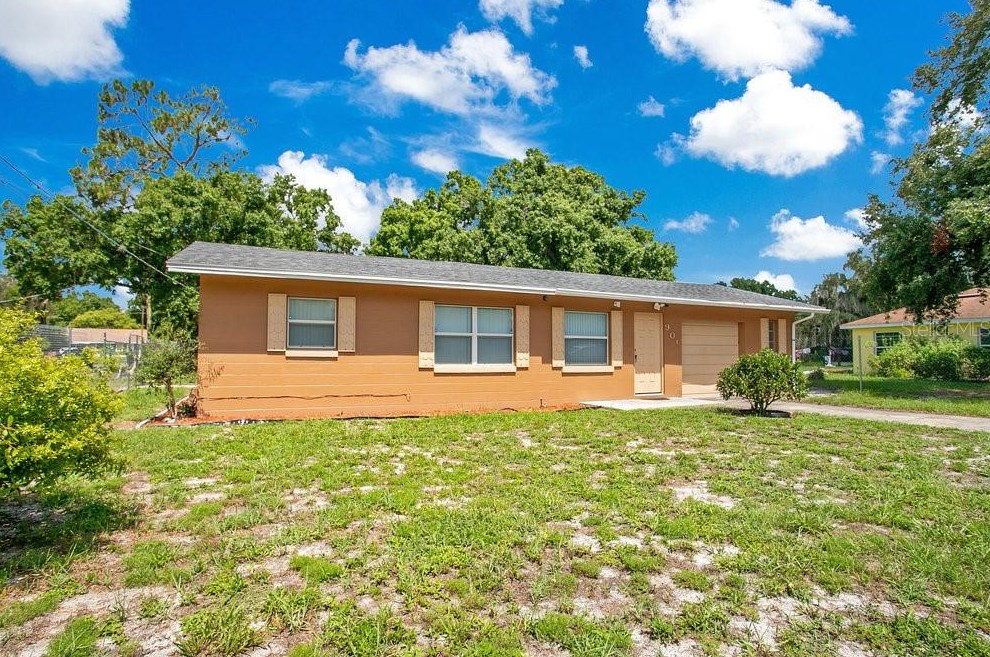 901 25th St Nw, Winter Haven, FL 33881