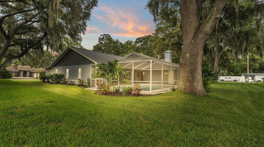 4201 Lake Marianna Dr, Winter Haven, FL 33881