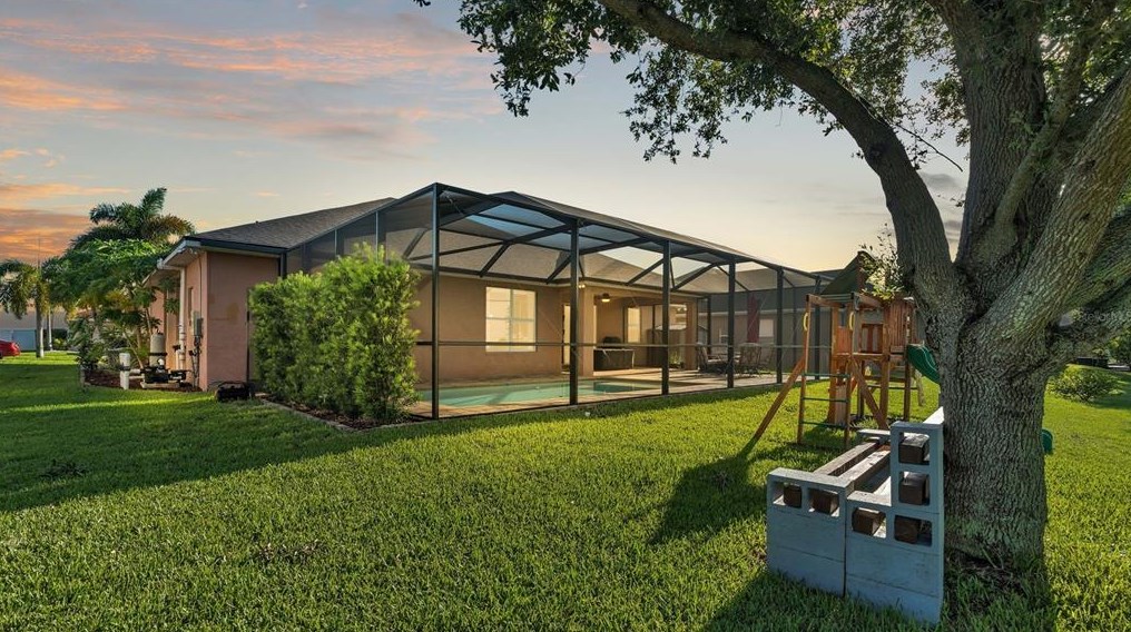 4454 Mandolin Blvd, Winter Haven, FL 33884