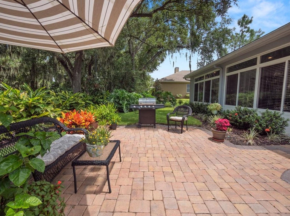 800 Osprey Lndg Dr, Lakeland FL 33813-4686 exterior