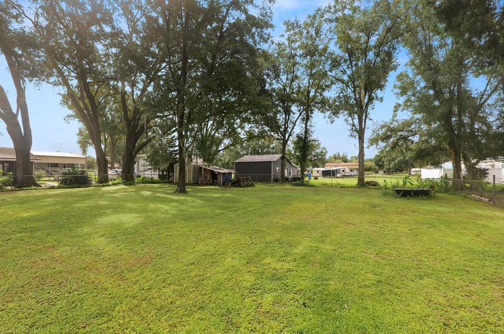 6305 Bob Head Rd, Plant City, FL 33565