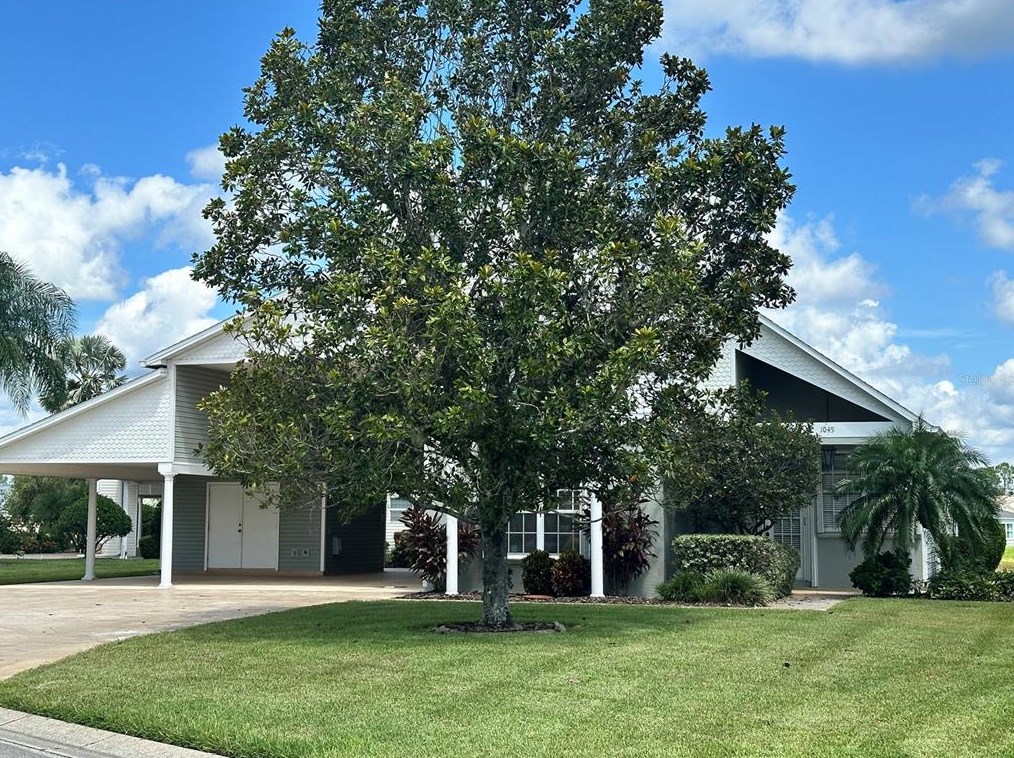 1045 Caravan Loop, Polk City, FL 33868