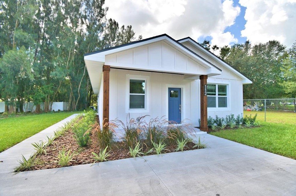112 5th St Se, Bartow, FL 33841