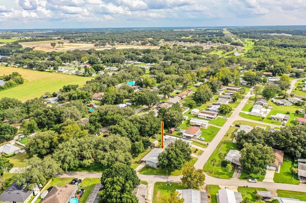 9153 Samaritan Ave, Polk City, FL 33868