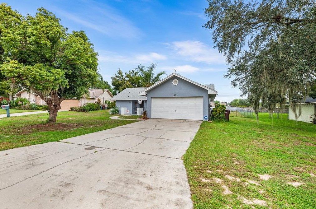 1411 Chamberlain Loop, Lake Wales, FL 33853