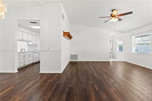 1618 Birchwood Loop, Lakeland, FL 33811 - Photo 8