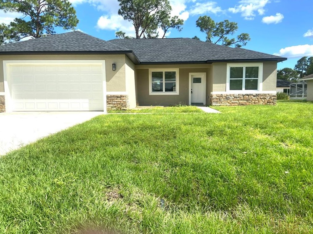 524 Aston Martin Dr, Sebring, FL 33872