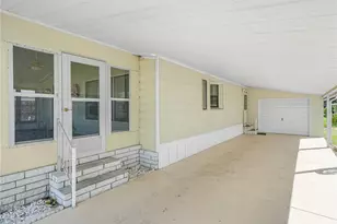 134 Lake Hazel Dr, Winter Haven, FL 33884 - Photo 2