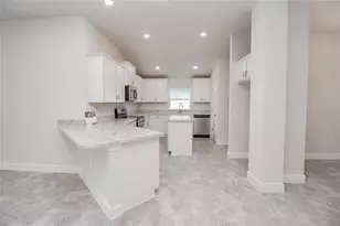 1580 Leamington Ln, Winter Haven, FL 33884 - Photo 4