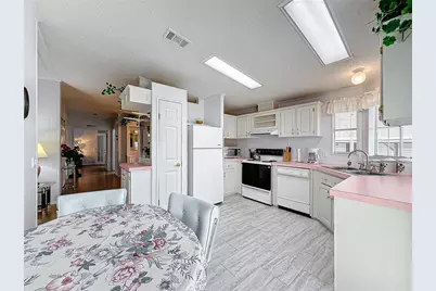 6461 Hollyberry Lane NE, Winter Haven, FL 33881 - Photo 10