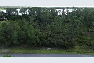 3029 Hawks Landing Circle, Sebring, FL 33875 - Photo 2