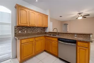 7018 Cascades Ct, Lakeland, FL 33813 - Photo 8