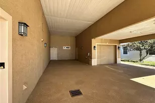 1015 Crossroads Dr, Polk City, FL 33868 - Photo 4