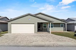 1957 Prairie Dunes Cir N, Lakeland, FL 33810 - Photo 2