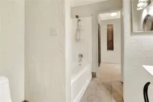 1880 N Crystal Lake Dr, Lakeland, FL 33801 - Photo 30