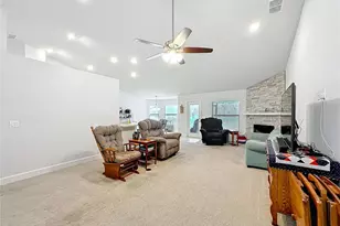 153 Heritage Park Ln, Mulberry, FL 33860 - Photo 6