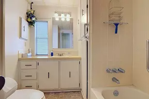 1007 Forest Lake Dr, Lakeland, FL 33809 - Photo 24