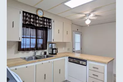 1007 Forest Lake Drive, Lakeland, FL 33809 - Photo 4