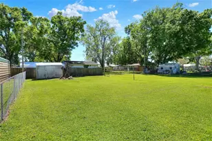 6070 Hilltop Ln E, Lakeland, FL 33809 - Photo 36