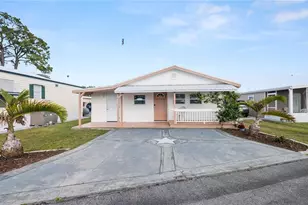 7046 Fairview Village Cir, Winter Haven, FL 33881 - Photo 4