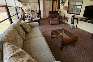 305 Monroe Dr, Lakeland, FL 33809 - Photo 8