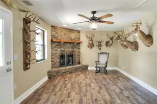 4846 Knights Station Rd, Lakeland, FL 33810 - Photo 8