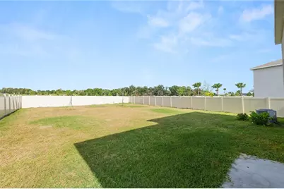 8009 Sail Clover Lane, Zephyrhills, FL 33540 - Photo 32