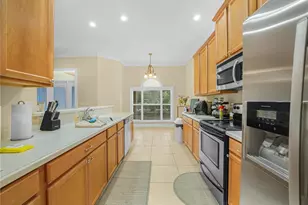 3300 Hawks Ridge Dr, Lakeland, FL 33810 - Photo 8