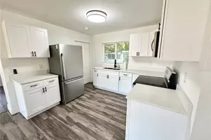 2527 Dons Pl, Lakeland, FL 33801 - Photo 6