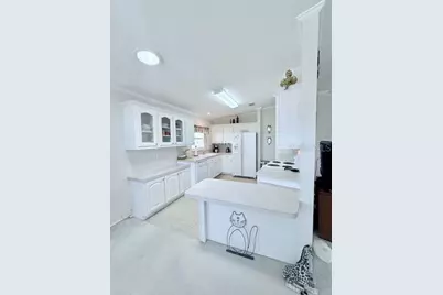 814 Forest Lake Drive, Lakeland, FL 33809 - Photo 6