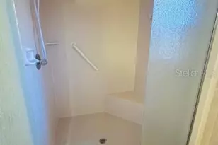 668 Jamaica Cir, Lakeland, FL 33803 - Photo 10