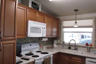 33 Edinburgh Dr, Haines City, FL 33844 - Photo 12