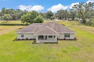 8904 Carrolwood Dr, Lakeland, FL 33810 - Photo 6