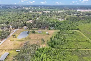 8904 Carrolwood Dr, Lakeland, FL 33810 - Photo 14