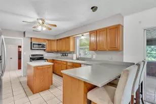 1507 Neptune Dr, Lakeland, FL 33801 - Photo 14