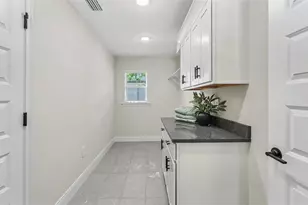 1242 Dorothy St, Lakeland, FL 33815 - Photo 10