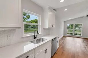 1246 Dorothy St, Lakeland, FL 33815 - Photo 10