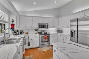 601 Peninsular Dr, Lakeland, FL 33813 - Photo 16